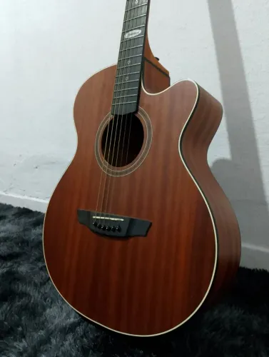 VIOLÃO NOVO