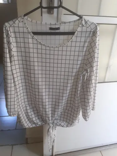 Blusa malha super fresquinha, média