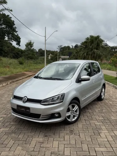 Volkswagen Fox Highline 1.6 Flex 16V 5P 2016