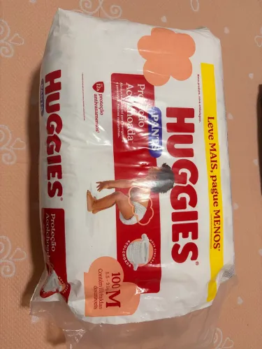 Pacotão de fraldas Huggies M