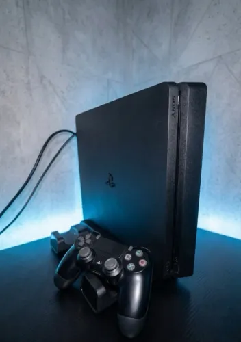 Ps4 slim