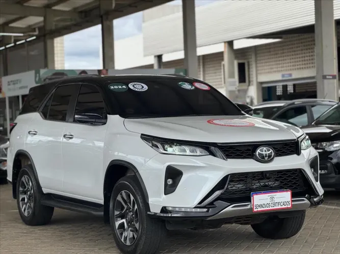 Toyota Hilux SW4 Diamond 2.8 TB 4X4 Die. Aut. 2024