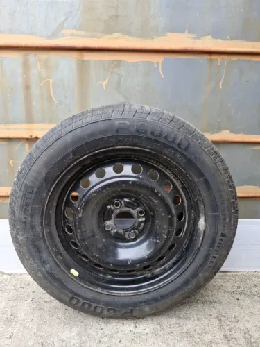 Roda com pneu novo aro 15 5x108 pneu 195/60