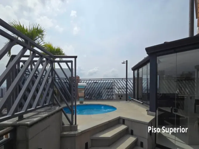 Cobertura para venda e locação em Campo Belo com 4 quartos, sendo 2 suítes, 440m²