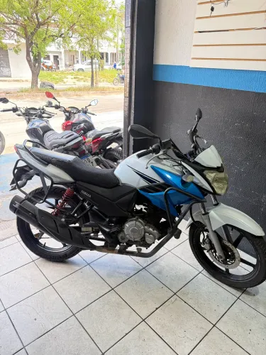 $9.800 fazer ano 2015 lorim motos 