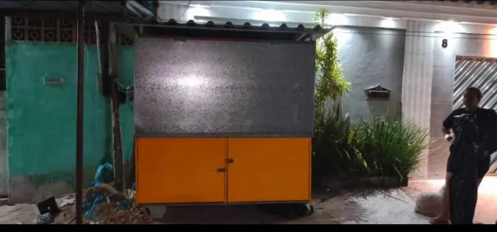 Vendo triller de rodinhas 2 metros e 14 perfeito aceito oferta