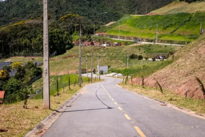 Condomínio Jardins da Serra Teresópolis - Lotes de 220 a 920m² Cercado de verde