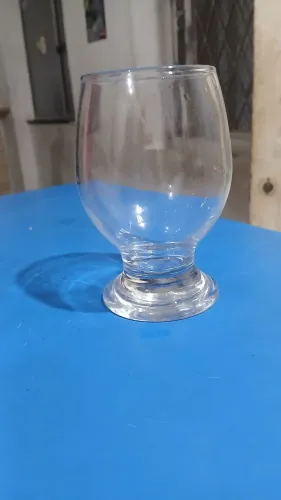 Vendo caixa de tarças com 24/uni