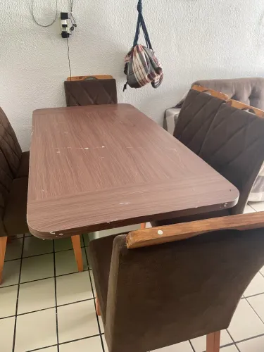 Mesa de jantar 6 cadeiras semi nova