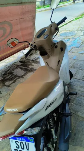Biz EX 125, Branca, Emplacada, Único dono.