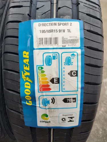 2 pneus Goodyear aro 15-195-65 Zerado nunca montado