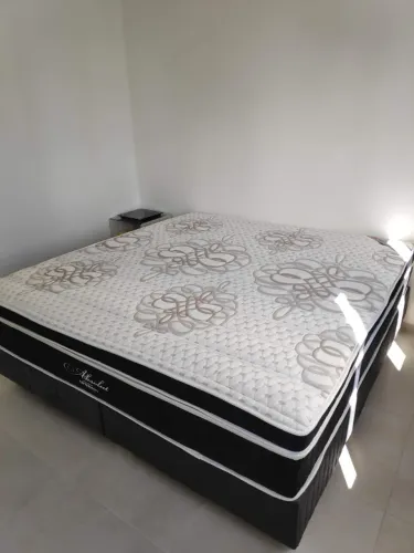 Cama King Ortobom Absolut + Box Baú Duplo (193cmx203cm)