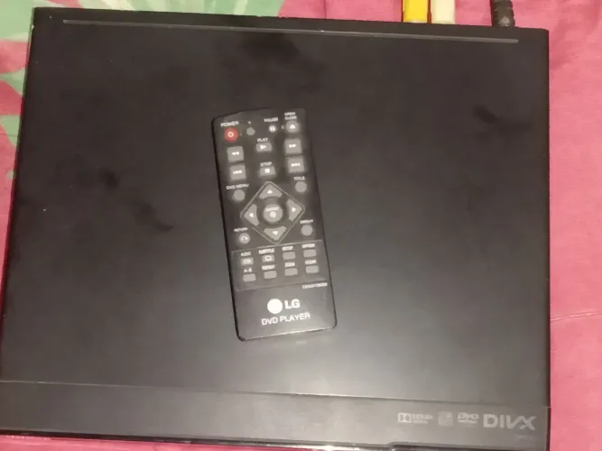 DVD Player LG com USB + Controle Remoto - Funcionando
