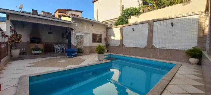 Casa com 4 Quartos à venda, 254 m² por R$ 990.000,00 - Jardim Sulacap - Rio de Janeiro/RJ