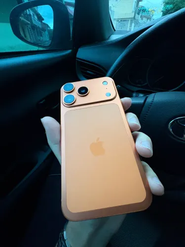 iPhone XR carcaça 17 Pro max 128gb