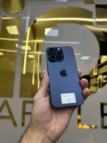 IPHONE 15 PRO 128GB AZUL SEMI NOVO QUEIMÃO 