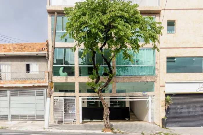 Sala comercial na Avenida das Cerejeiras, 349 - Salão térreo 150 m²