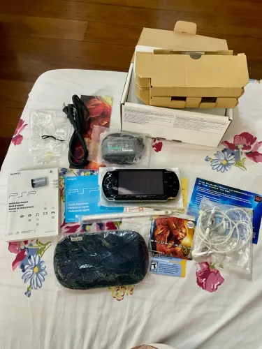 Sony PSP Value Pack impecável para coleção!