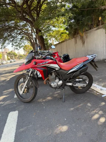 XRE 300 rally