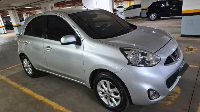 Nissan March SV 1.6 16V Flexstart 5P Mec. 2017