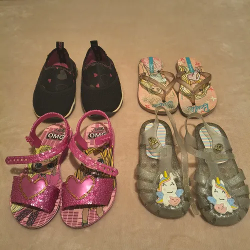 Sapatos para menina, tamanho 28