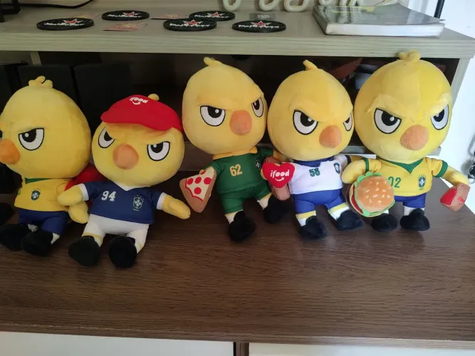 Coleção canarinhos da copa do mundo
