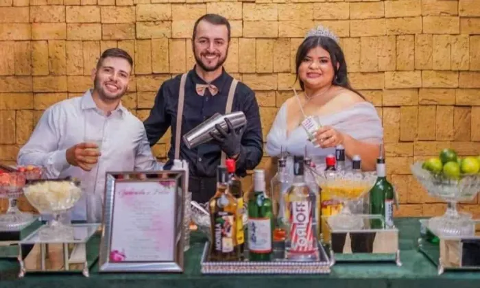 Barman/bartender