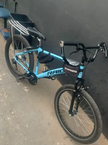 Vendo, troco essa bicicleta