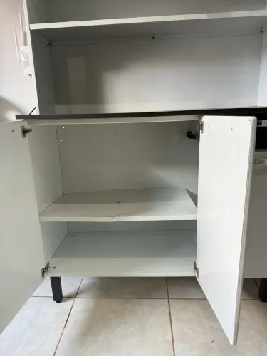 Vendo armário Itatiaia de aço