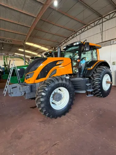 Trator Valtra BH194 HiTech Ano 2022