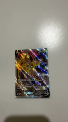 Carta Pokémon Jolteon V