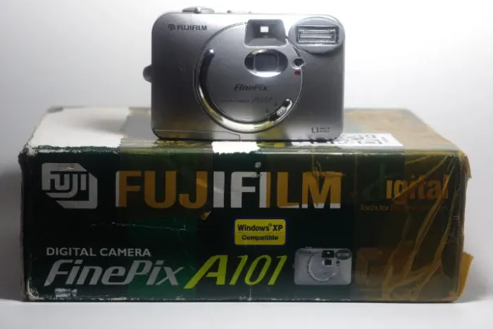 Relíquia Fujifilm FinePix A101 - Decoração e Colecionismo