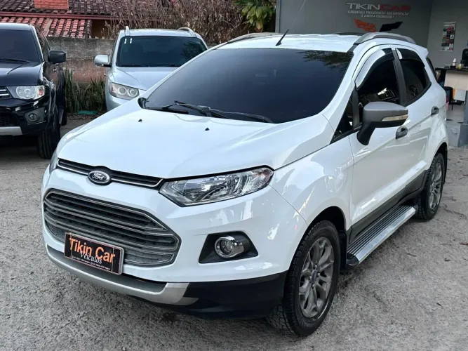 Ford Ecosport Freestyle 1.6 16V Flex 5P 2013
