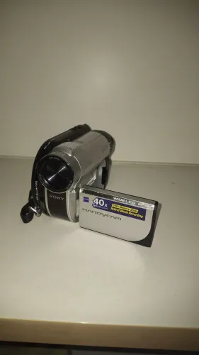 Filmadora Sony Handycam DCR-DVD610 Carl Zeiss 40x Zoom + Bateria