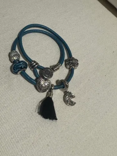 Pulseira couro azul.Pandora 