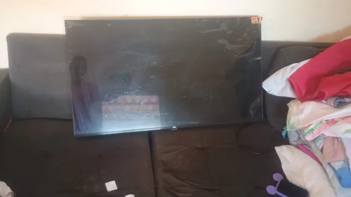 Tv TCL 40 PL NOVA NO PLASTICO AINDA