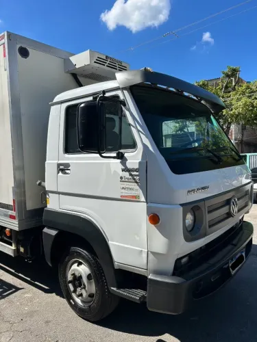 CAMINHÃO VOLKSWAGEN 10.160 ÚNICO DONO ANO 2019 BAÚ FRIGORÍFICO.