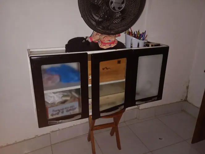 Armário parede usado