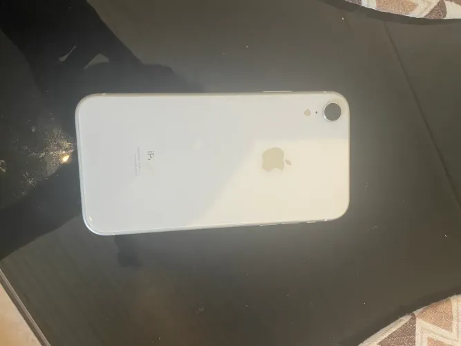 iPhone XR