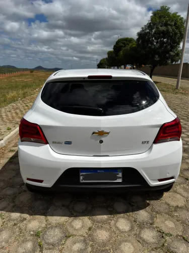 Chevrolet Onix Hatch LTZ 1.4 8V Flex Aut. 4P 2018