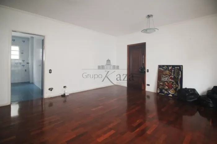 Apartamento - Higienópolis - 2 Dormitórios - 100m².