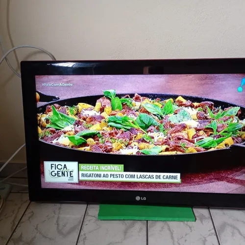 Vende-se tv LG 32 polegadas 