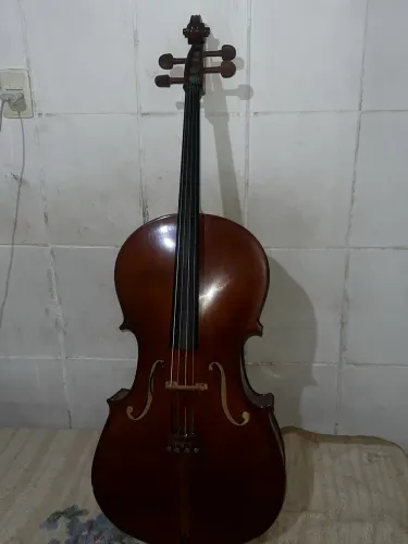 Violon Cello seminovo