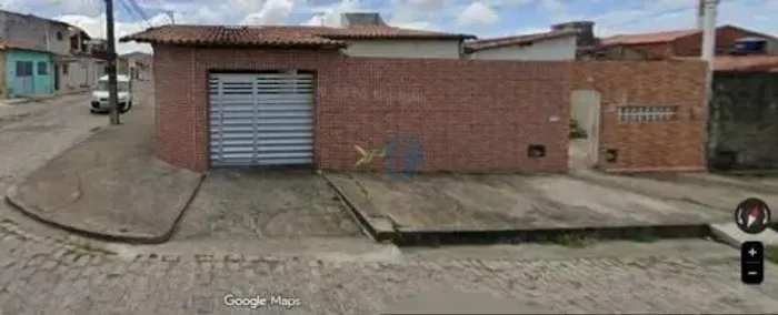 VENDE-SE 3 CASAS CONJUGADAS NO POTENGI EXCELENTE OPORTUNIDADE PARA MORADIA OU INVESTIMENT
