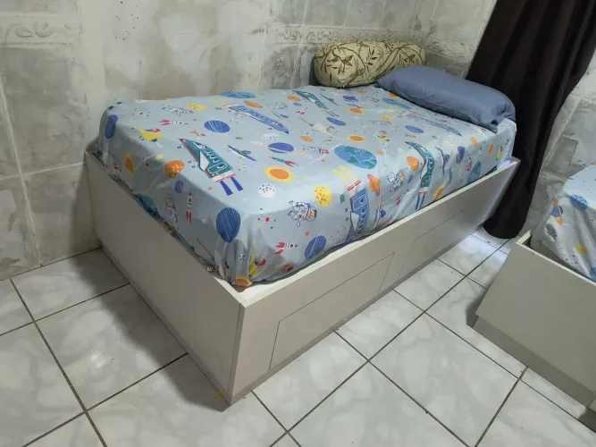 Cama solteiro planejada