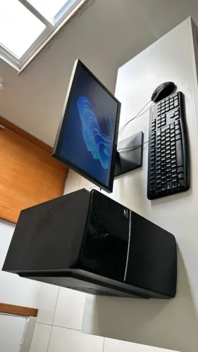 Computador completo Intel i3, 8 GB RAM, SSD + Monitor LG 19,5?