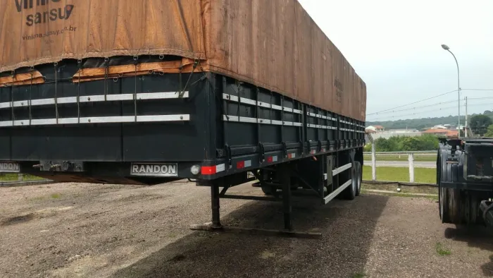 RANDON 2 EIXOS GRANELEIRA