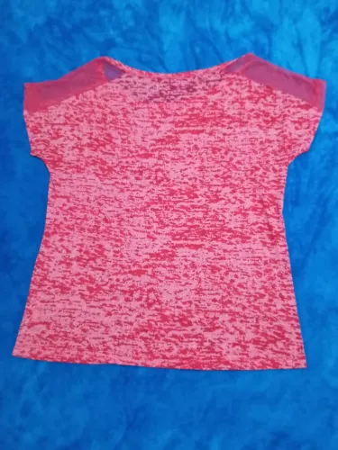 Camiseta básica tamanho M