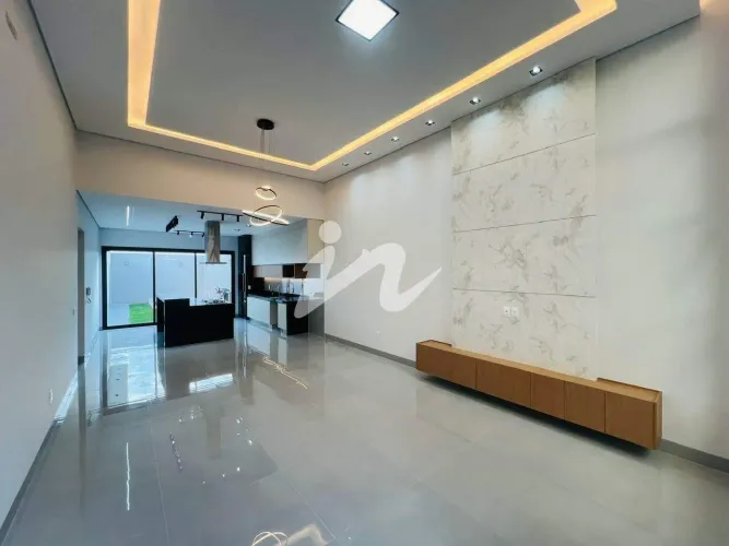 Casa à Venda no Grand Ville, Uberlândia: 3 Suítes e Piscina