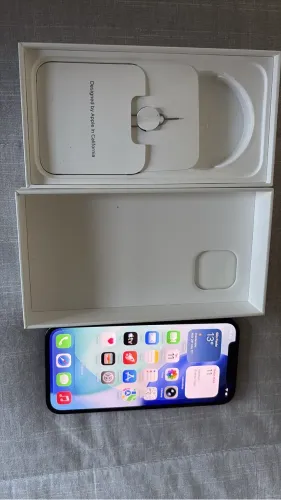 iPhone 12 Com Caixa